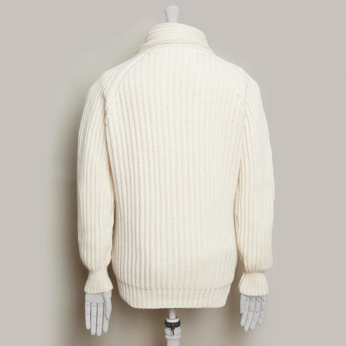 Ribbed 12 Ply Cashmere Cardigan In Cream - Image 2