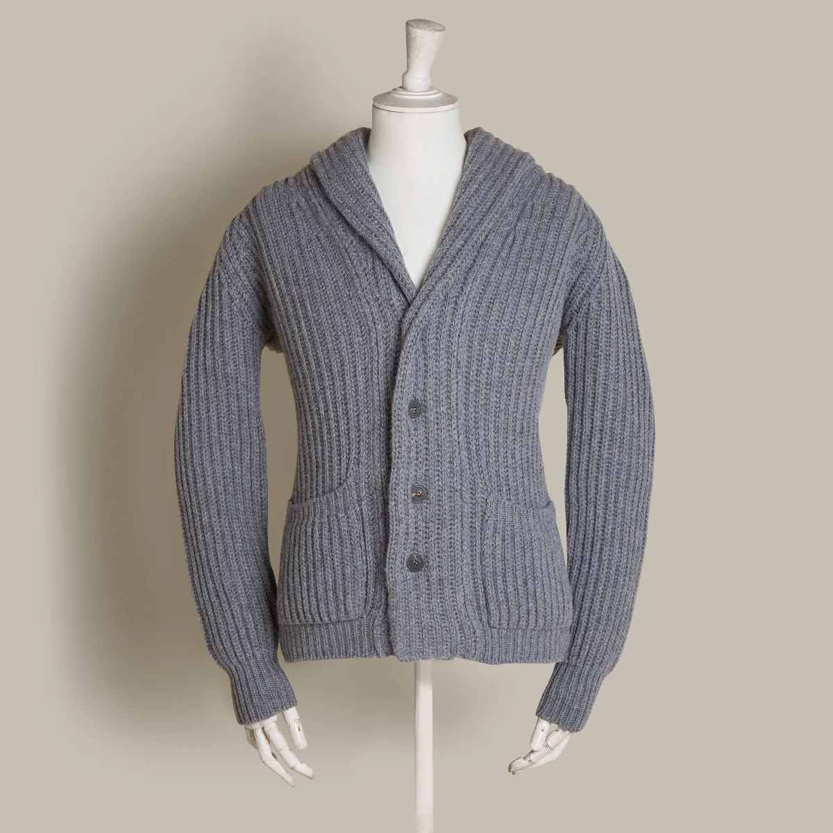 Ribbed 12 Ply Cashmere Cardigan In Grey
