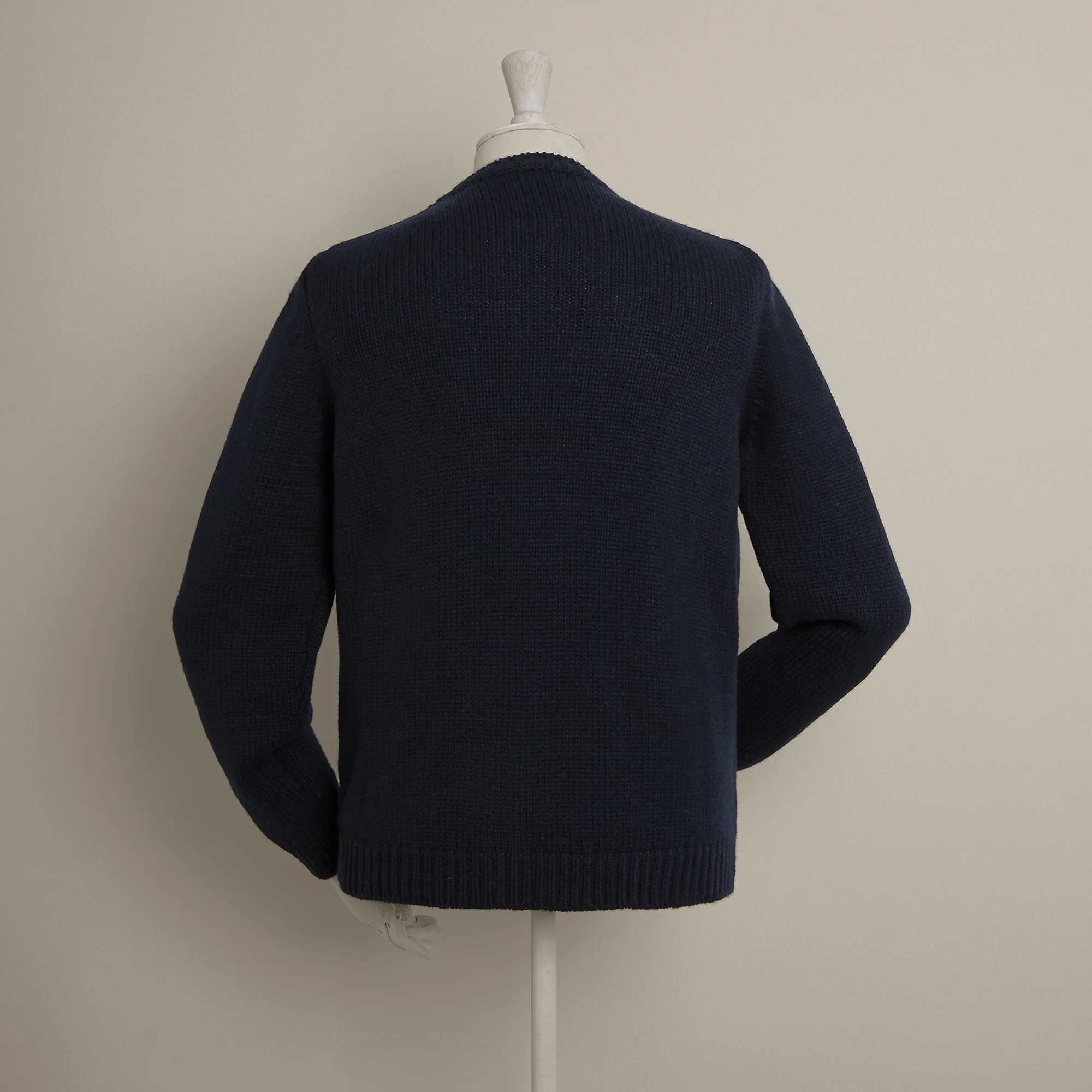 12Ply Plain Knit Cashmere Sweater In Navy - Image 3