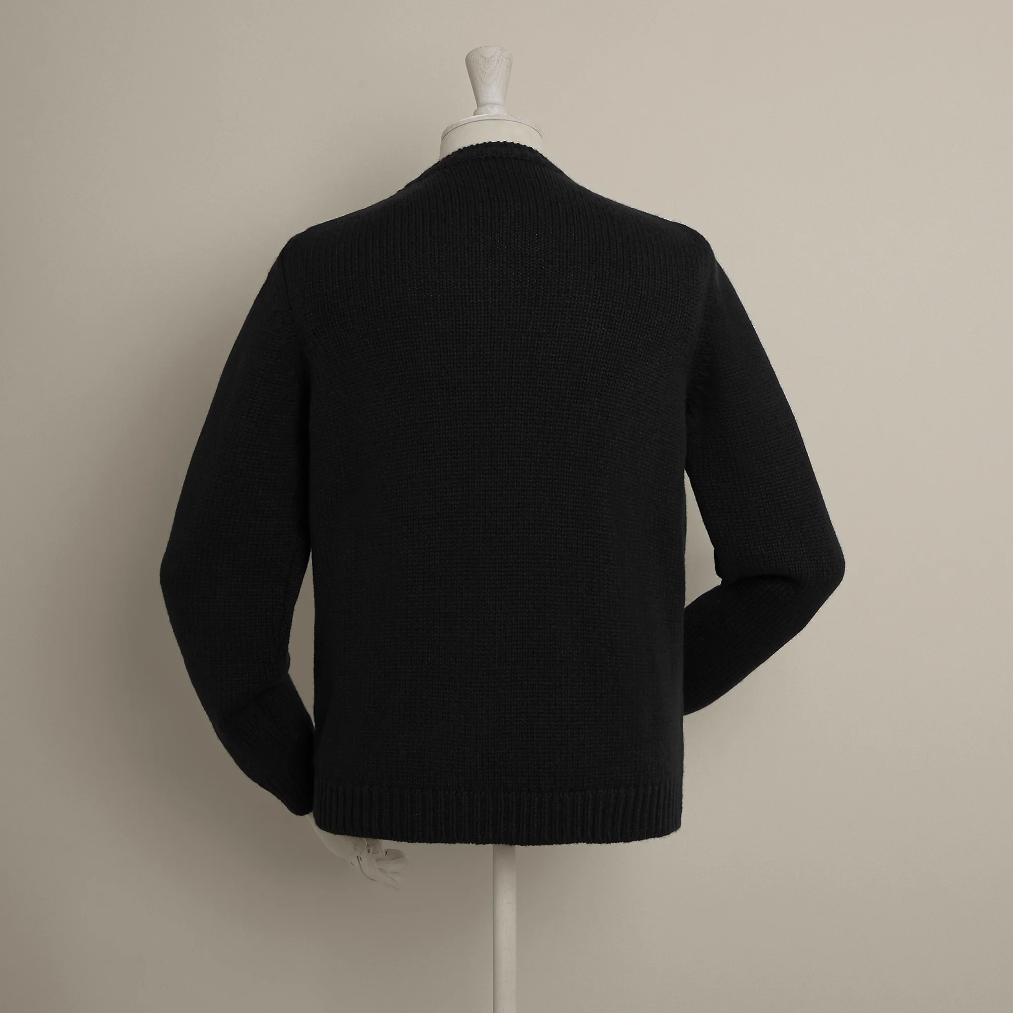 12Ply Plain Knit Cashmere Sweater in Black - Image 3