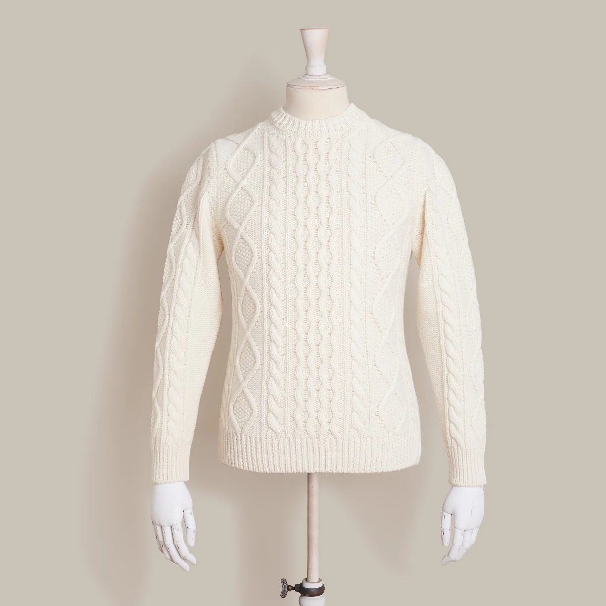 Aran Knit Cashmere Blend Crew Neck Sweater In Cream