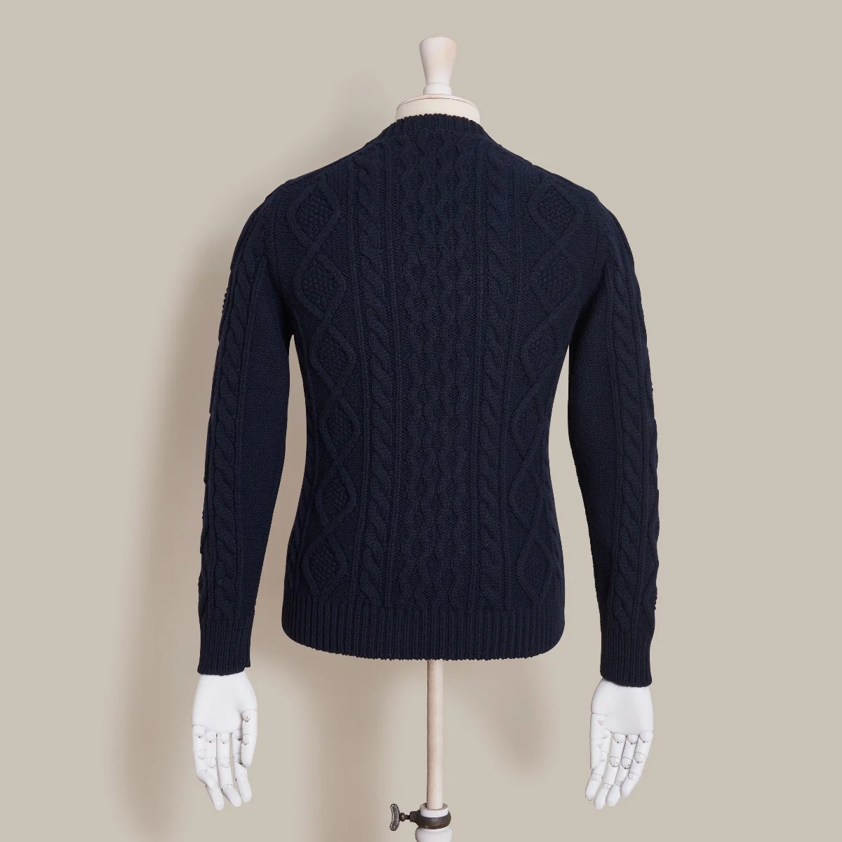 Aran Knit Cashmere Blend Crew Neck Sweater In Navy - Image 3