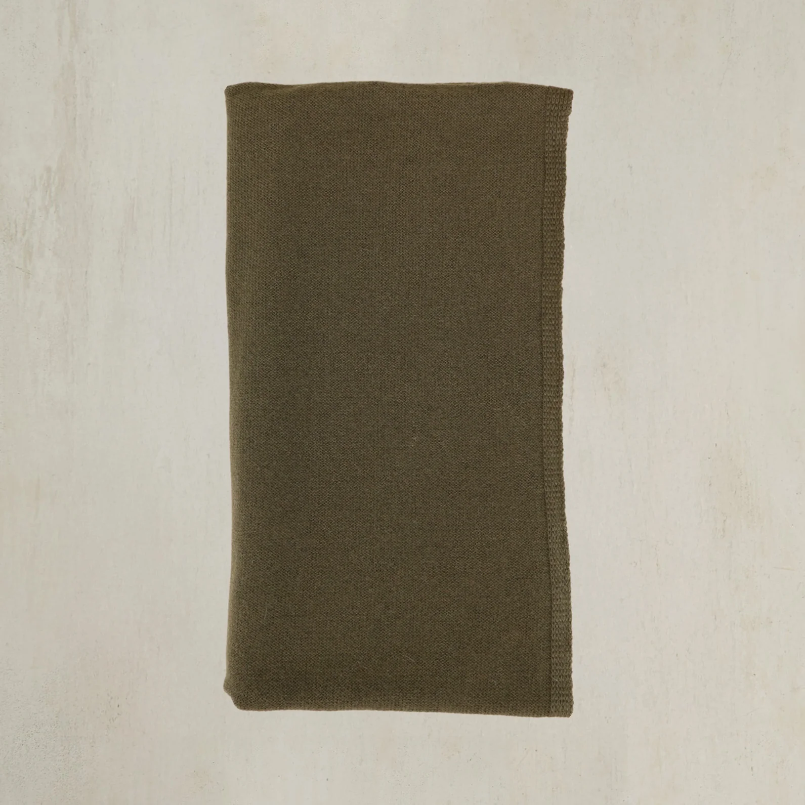 Cashmere Knitted Scarf In Olive