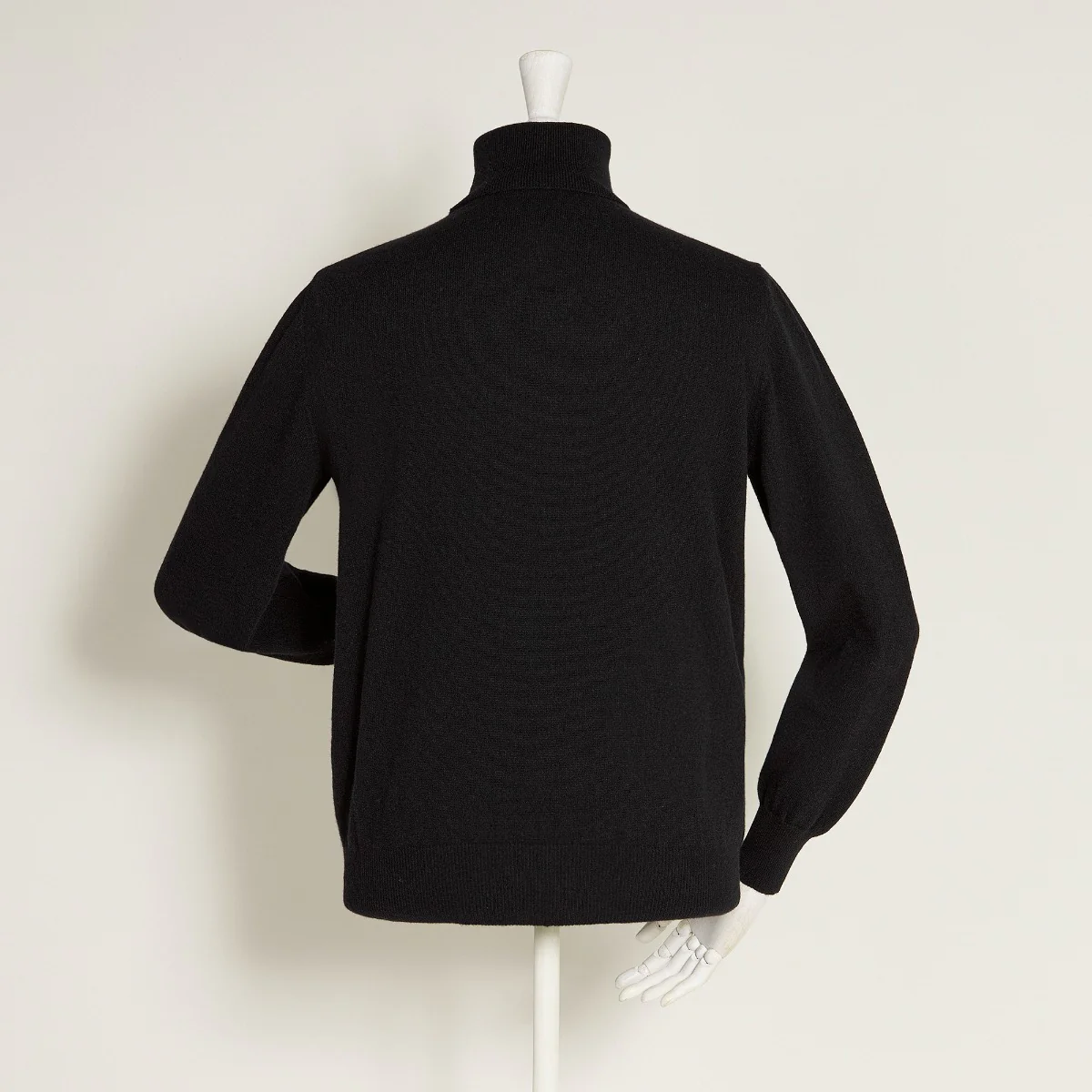 Cashmere Roll Neck Sweater In Black - Image 3
