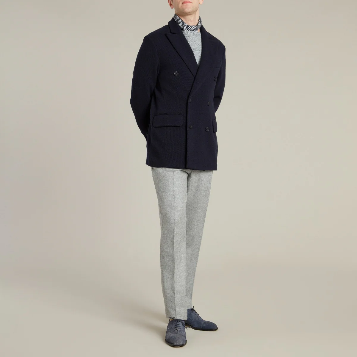 Double Breasted Cashmere Blend Unstructured Knitted Blazer in Navy - Image 4