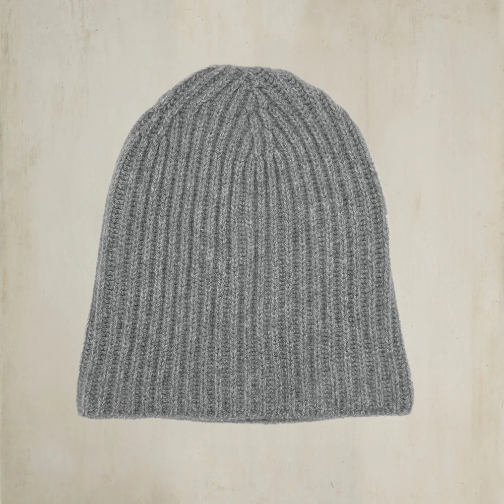 Soft Lambswool Heavy Knit Hat in Grey