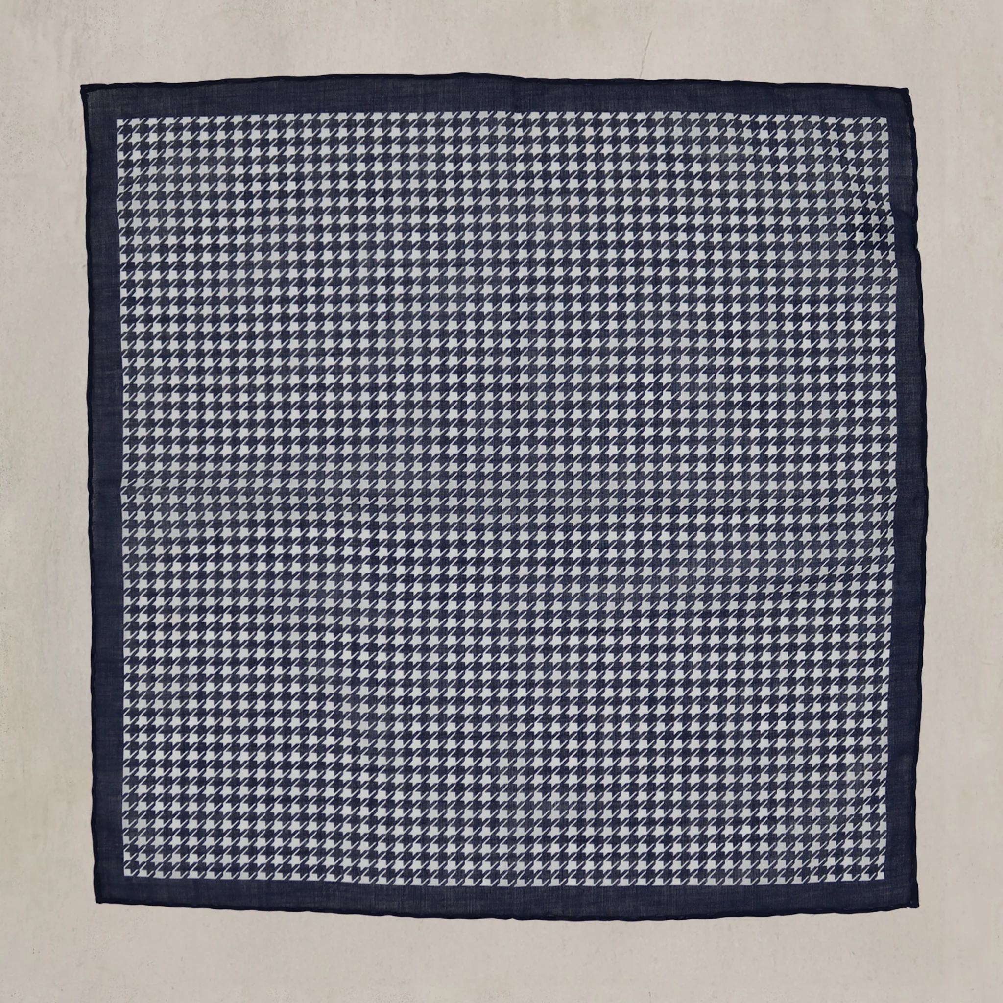 Houndstooth Print Cotton Pocket Square in Navy