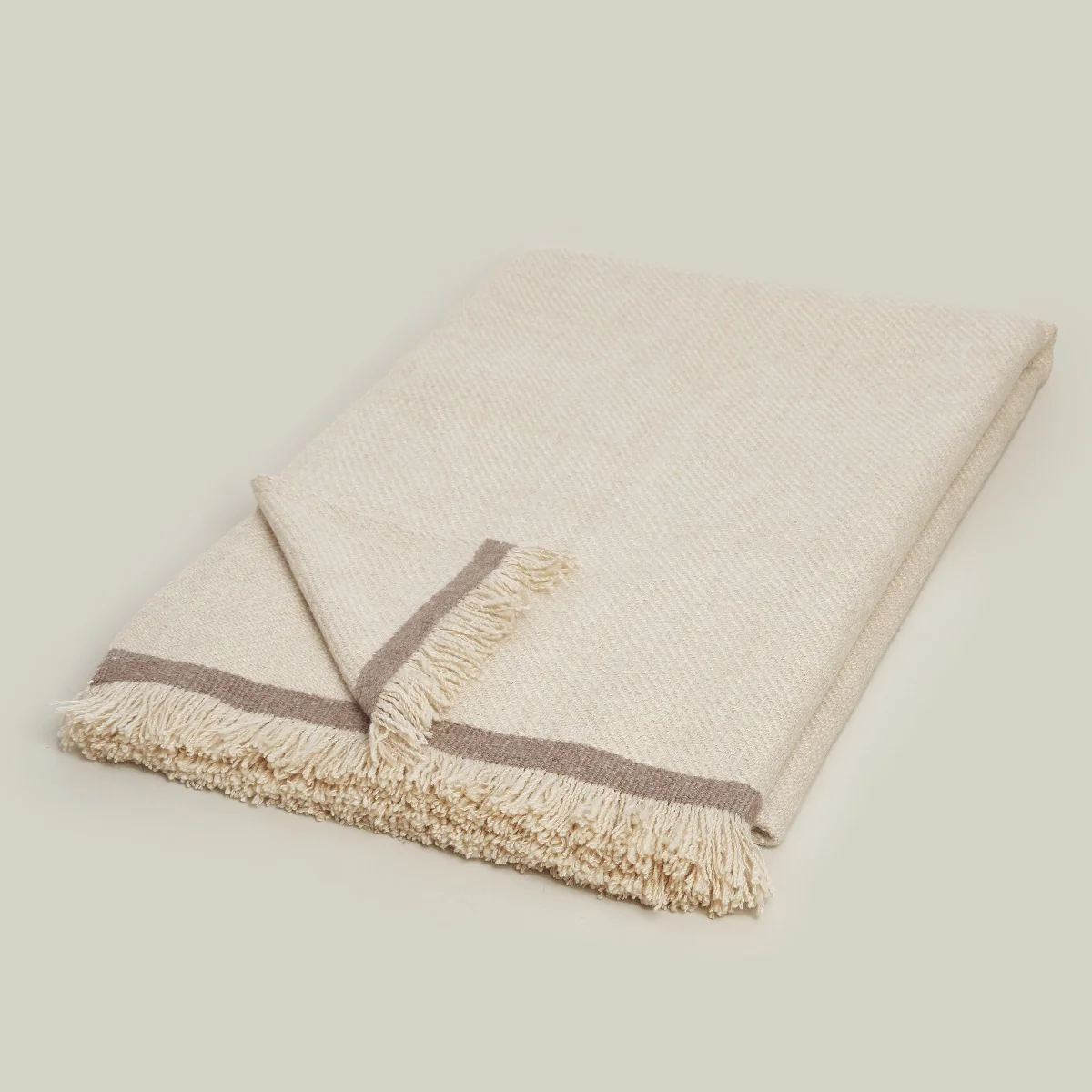 Large Heavy Twill Cashmere Throw In Cream