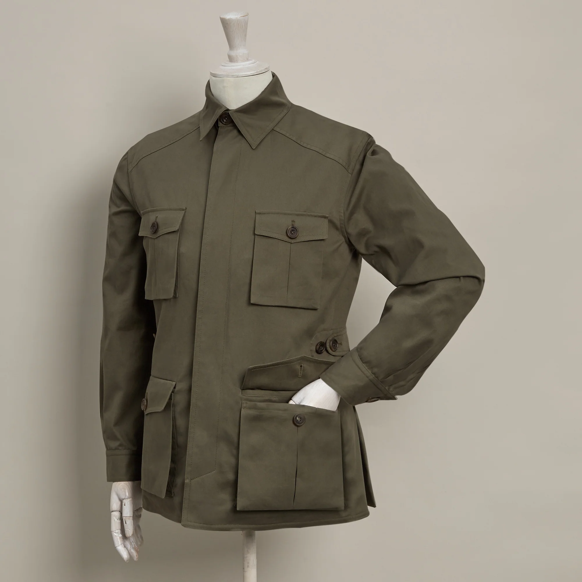 Six Pocket Lightweight Cotton Travel Jacket In Lovat - Image 3