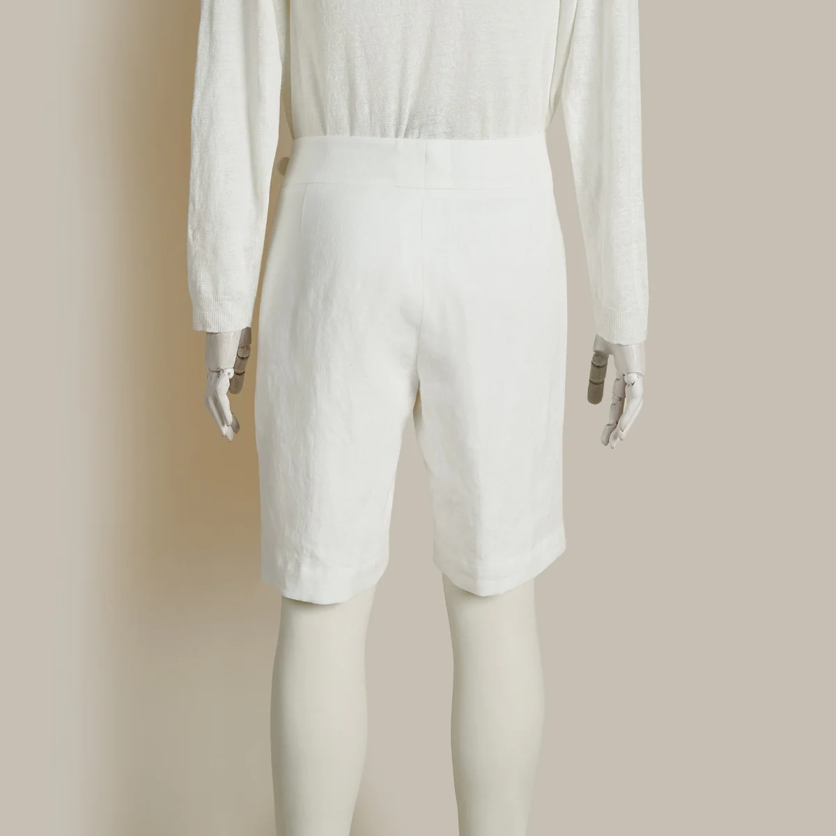 Irish Linen Gurkha Shorts In Off White - Image 2