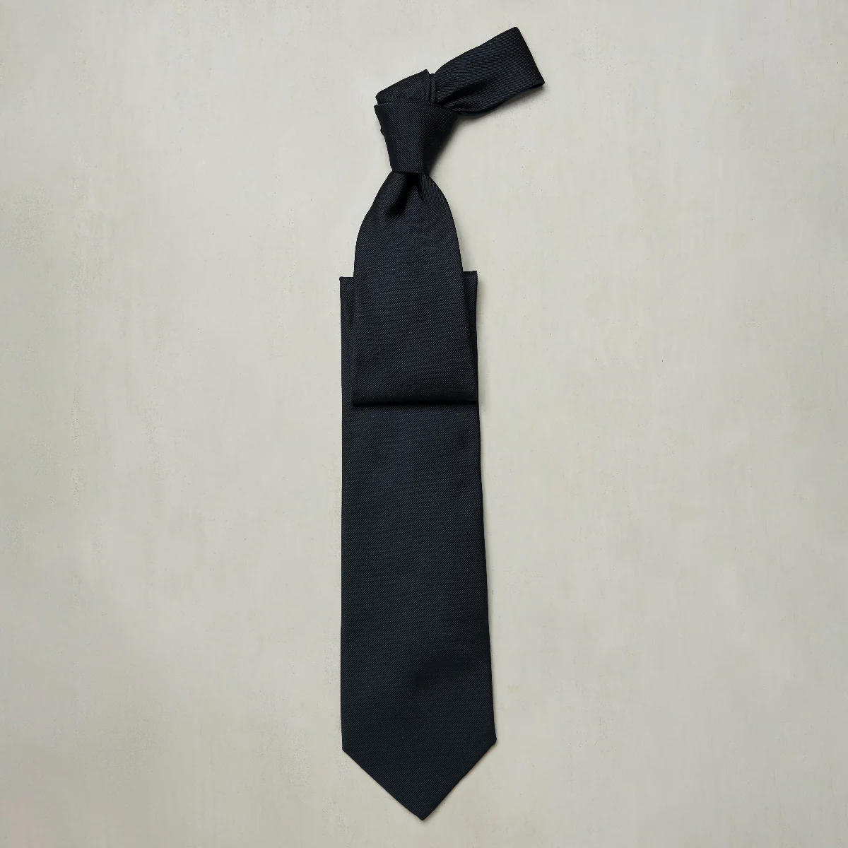 Plain Silk Tie In Navy