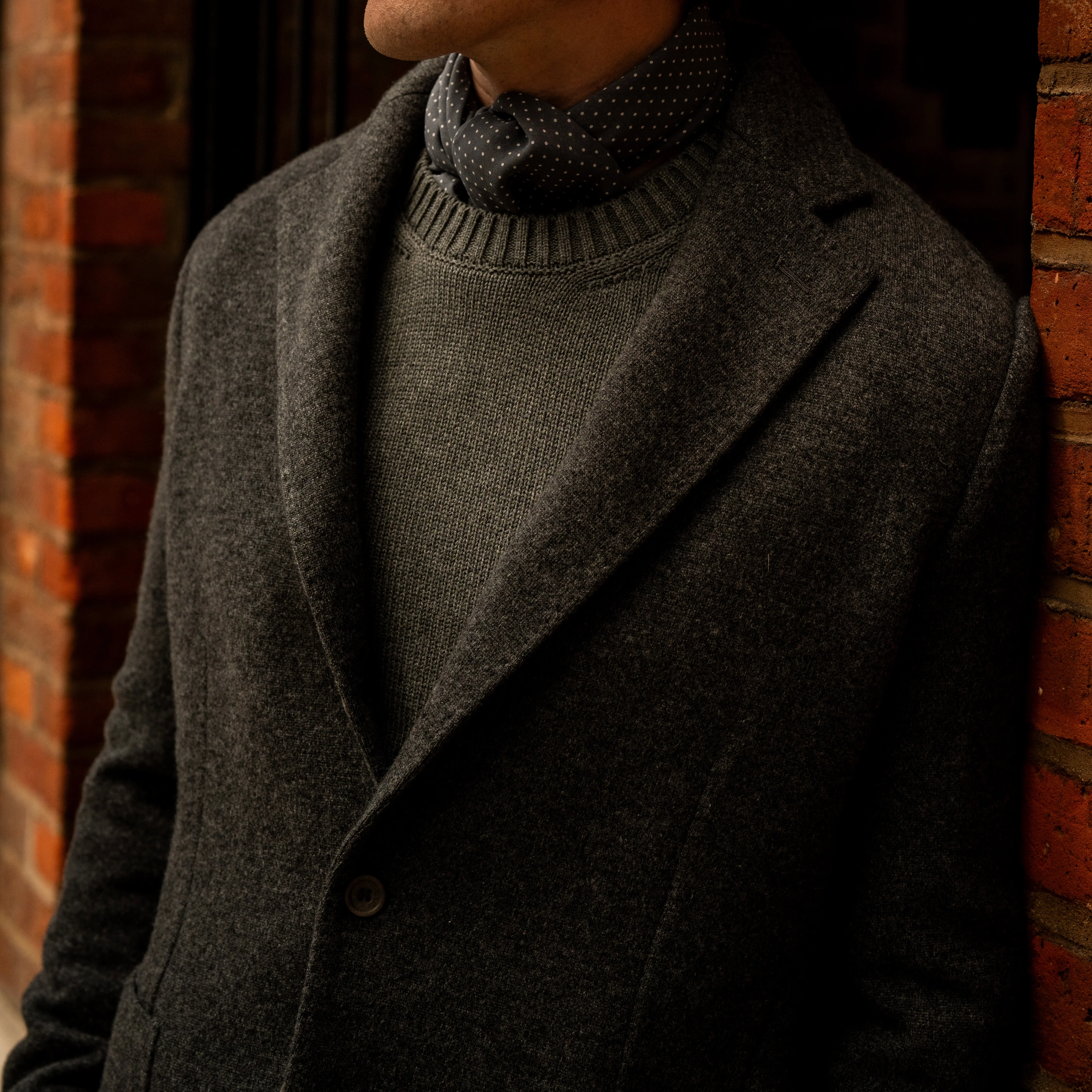 Single Breasted Cashmere Blend Unstructured Knitted Blazer in Grey - Image 2