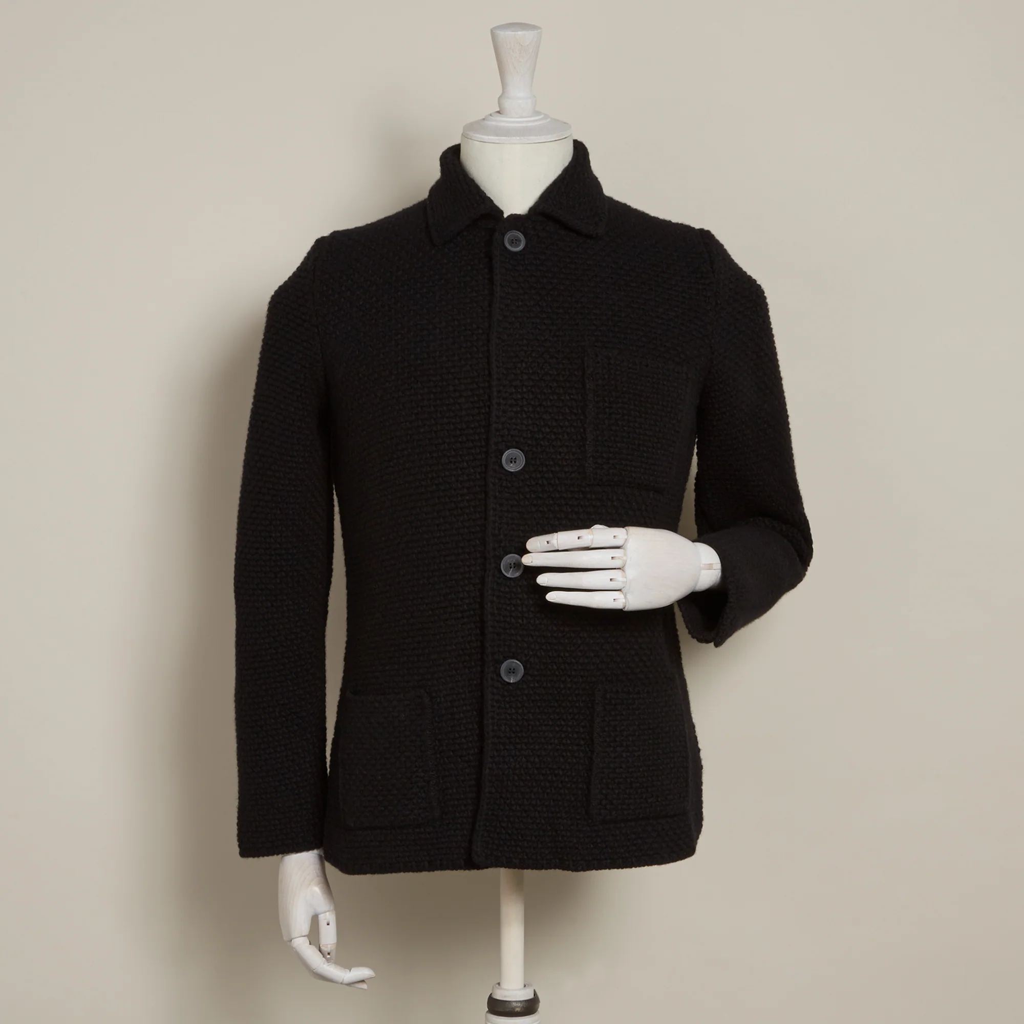 Single Breasted Cashmere and Merino Knitted Jacket In Black