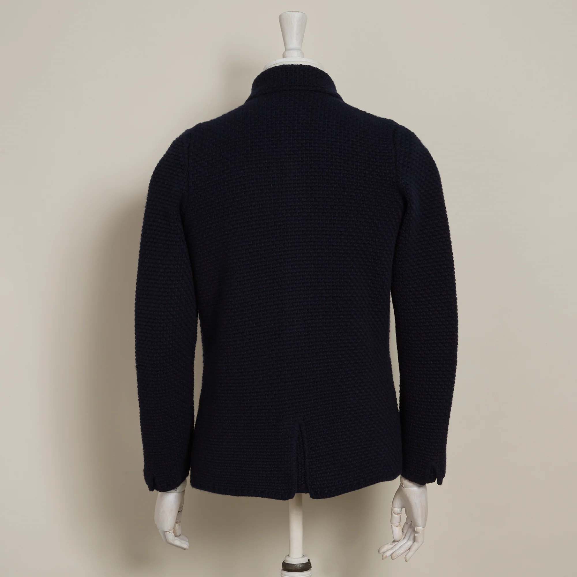 Single Breasted Cashmere And Merino Knitted Jacket In Navy - Image 3