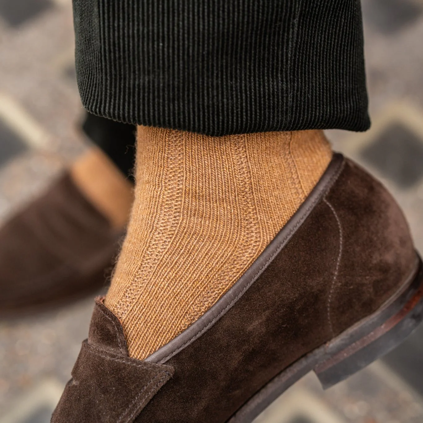 Soft Shetland and Cashmere Socks in Camel - Image 2