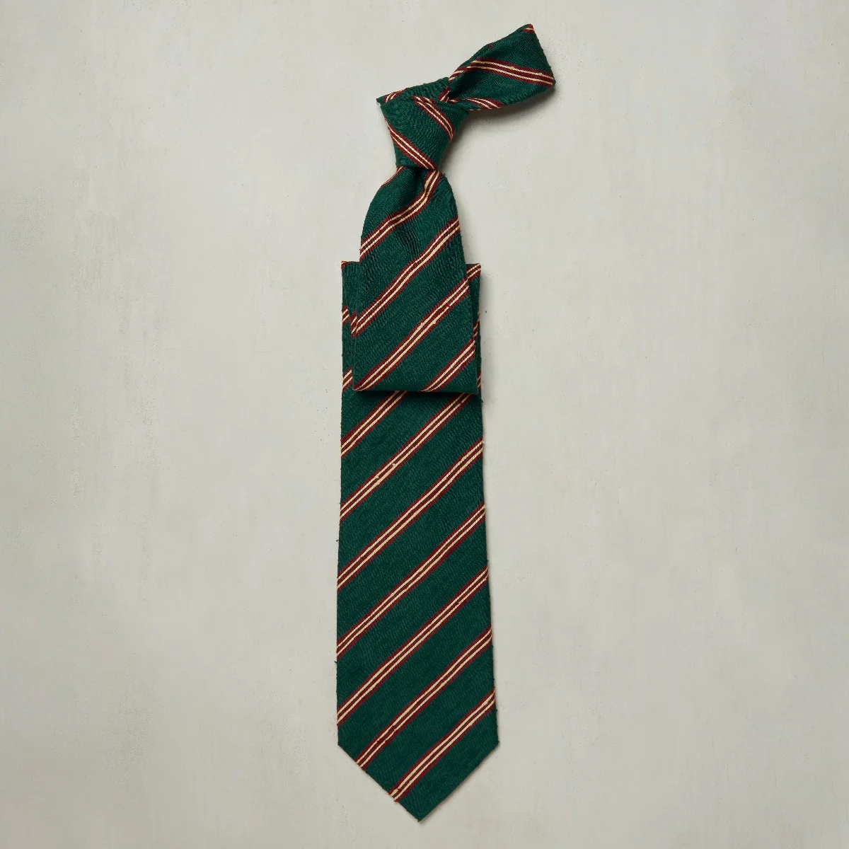 Textured Silk Tie With Diagonal Stripe in Green and Red