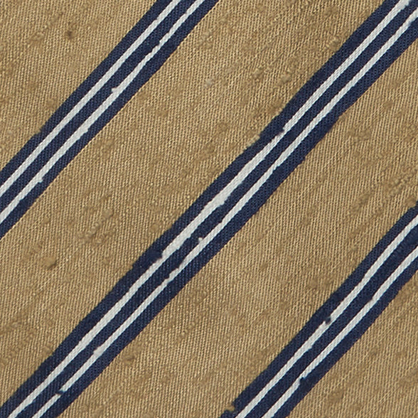 Textured Silk Tie With Diagonal Stripe in Gold and Navy - Image 2