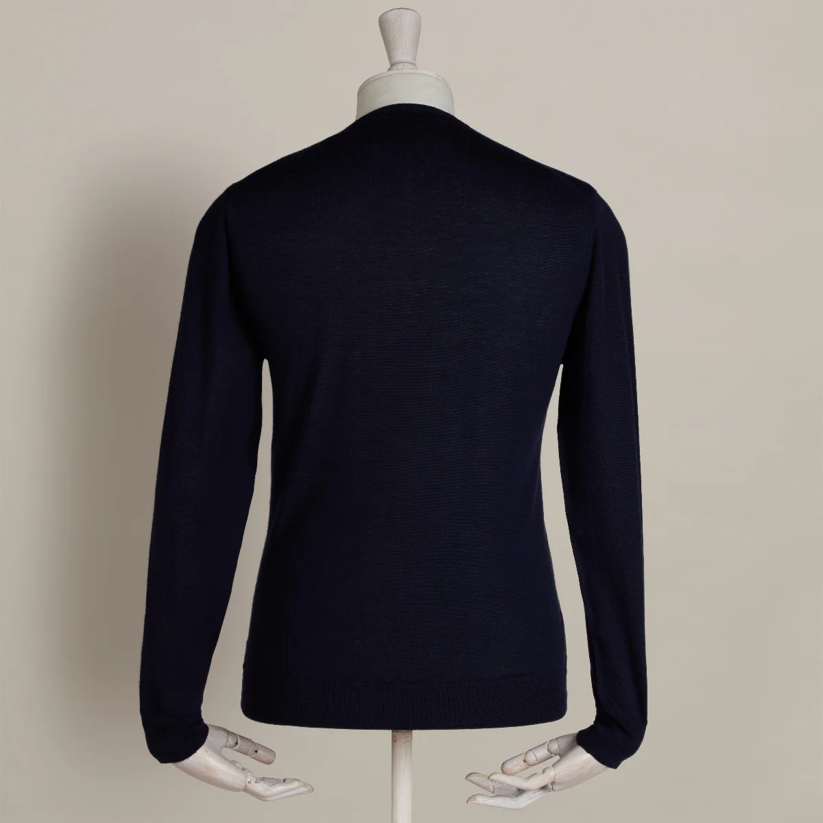 Lightweight V-neck Cashmere Sweater in Midnight - Image 2