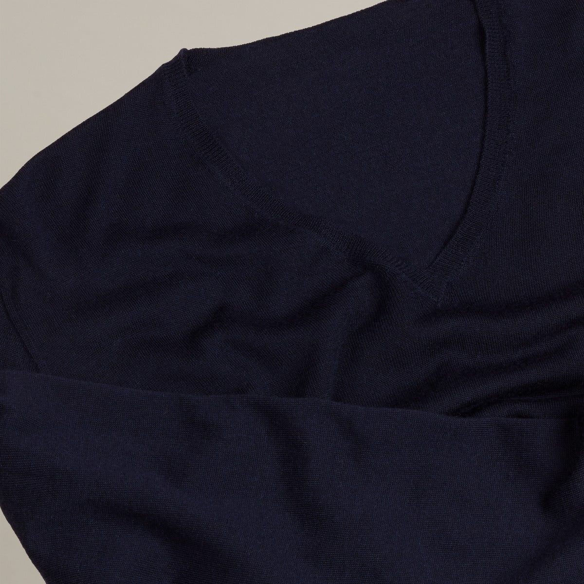 Lightweight V-neck Cashmere Sweater in Midnight - Image 4