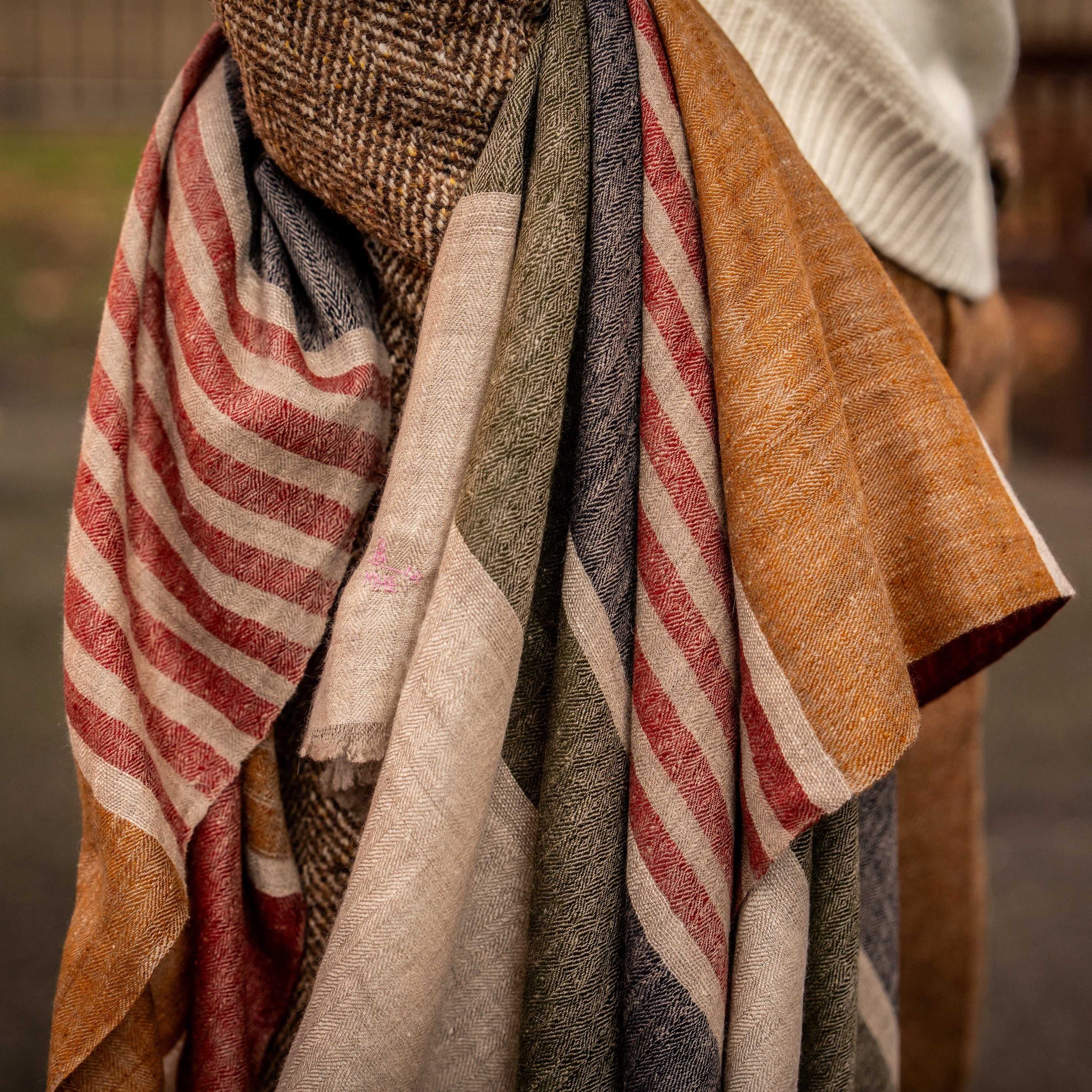 Cashmere Scarf With Wide Stripes In Natural And Green - Image 2