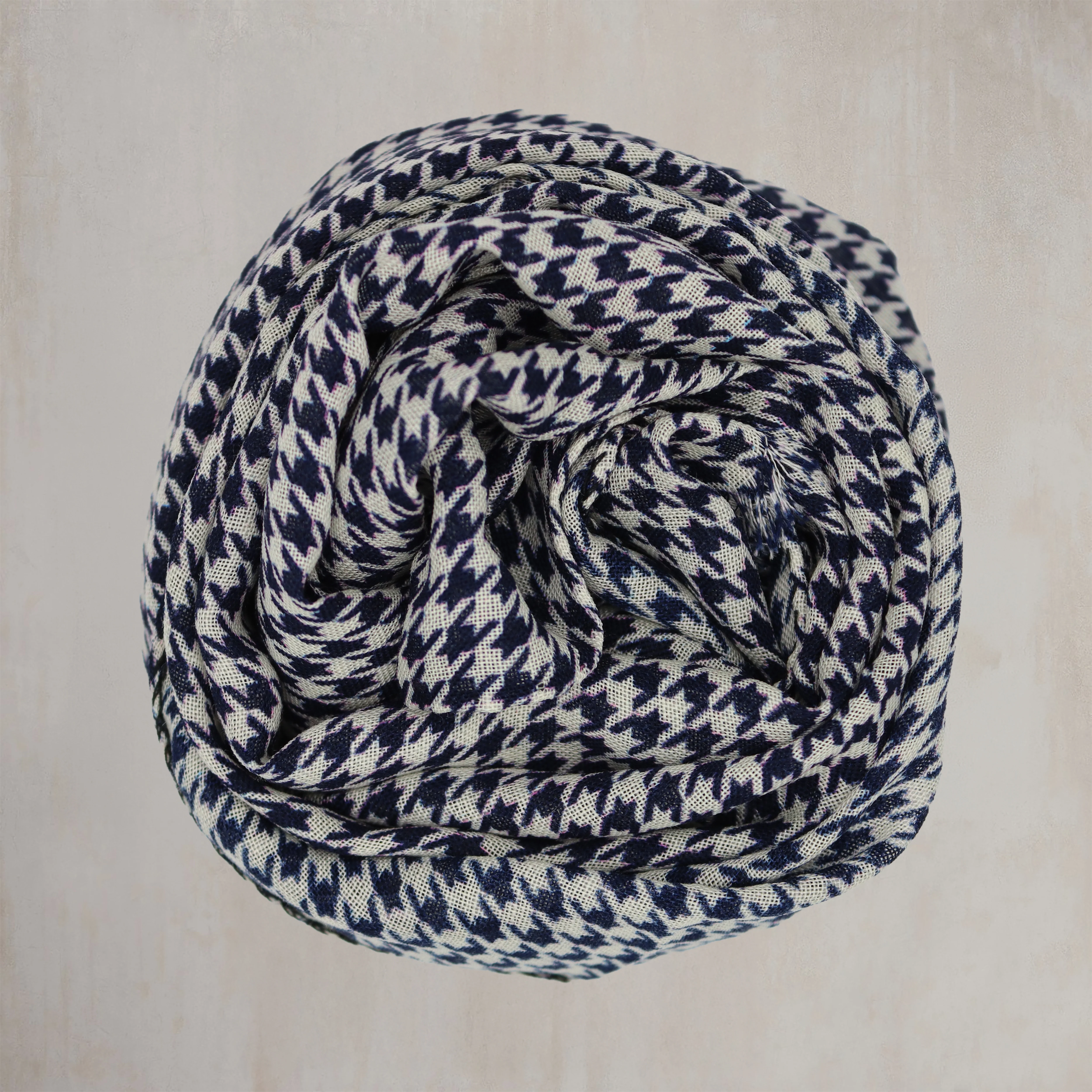 Wool And Silk Houndstooth Scarf In Navy